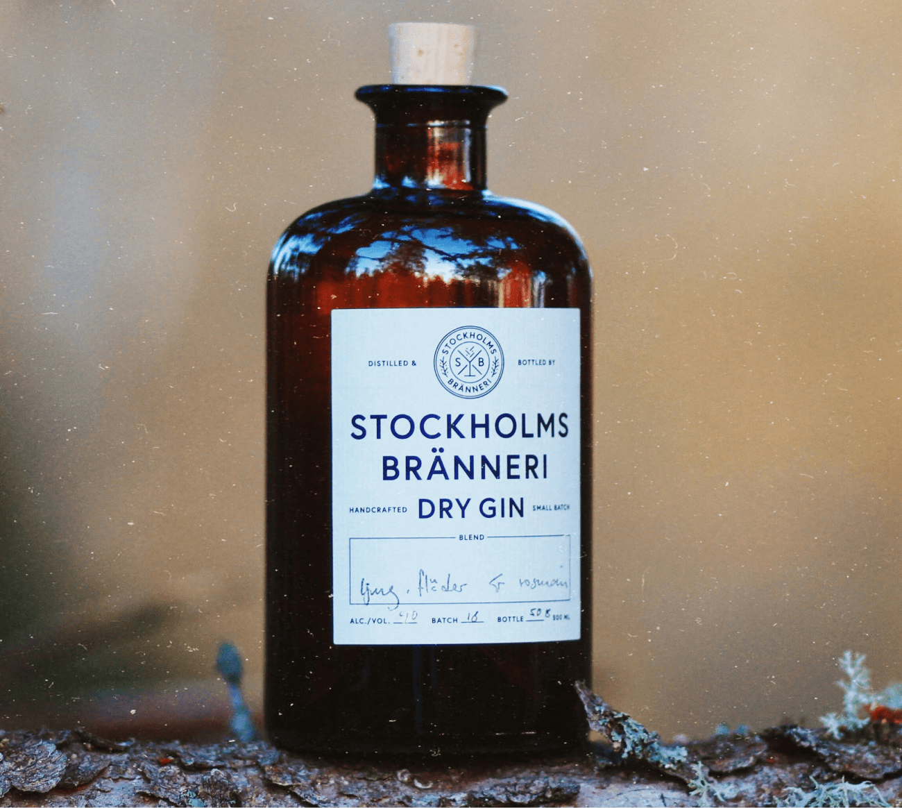 Stockholms Branneri Pink Gin - Image 3